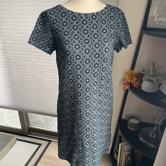 LOFT Short Sleeved Dress - Picture 1 of 5